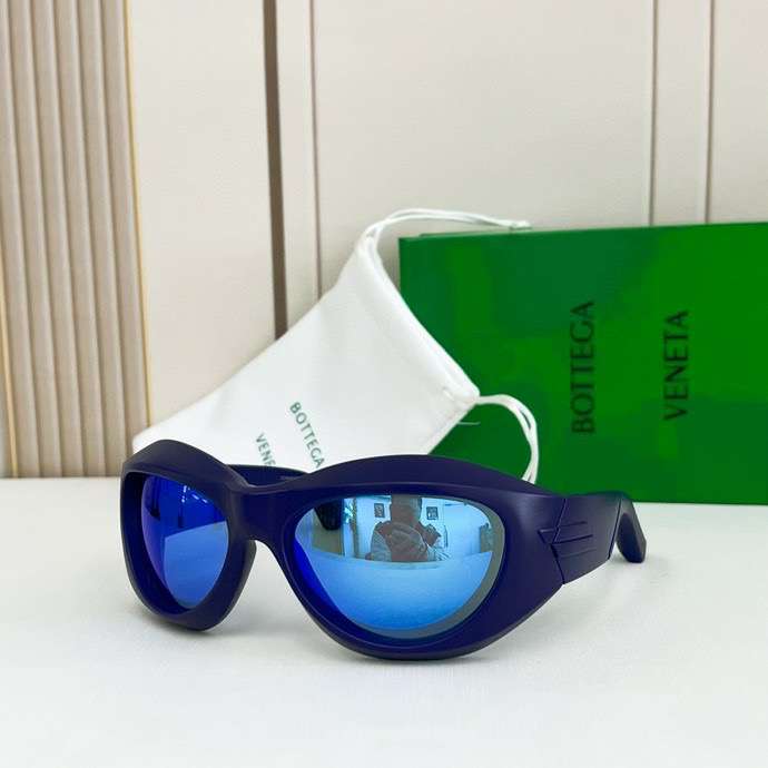 Picture of Bottega Veneta Sunglasses _SKUfw46520913fw